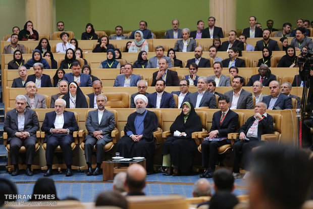 Intl. conference on dust storms gets underway in Tehran
