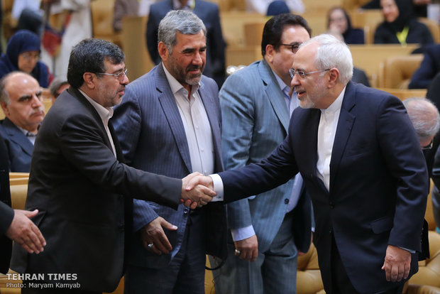 Intl. conference on dust storms gets underway in Tehran