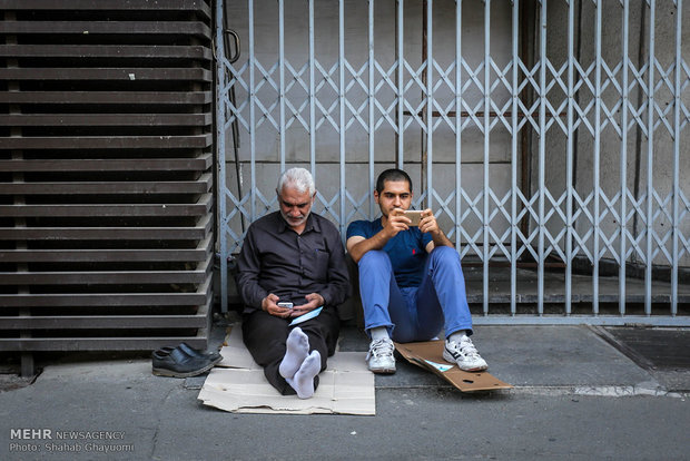 آزمون سراسری 96 صبح امروز  در سراسر کشور آغاز شد. 