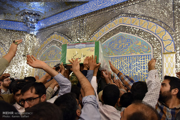 تشییع پیکر شهید سید جلال حسینی از مدافعان حرم حضرت زینب (س) 