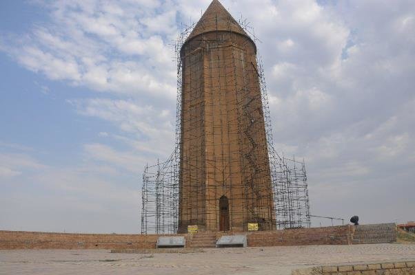 مرمت اضطراری گنبد رک میراث جهانی گنبدقابوس آغاز شد