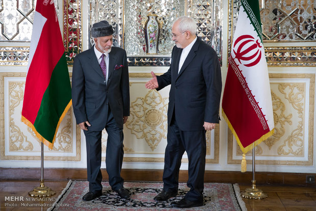 Iran, Oman FMs meet in Tehran