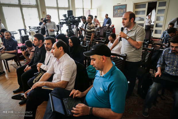 Turkish amb. holds presser in Tehran