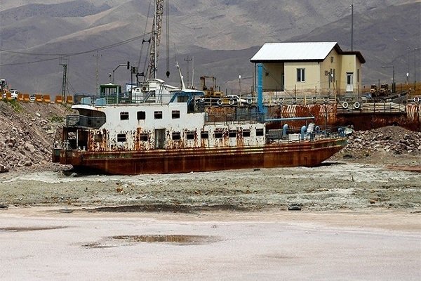 امید برای تثبیت دریاچه در حال تردید/تبریز بیشترین آسیب را می‌بیند