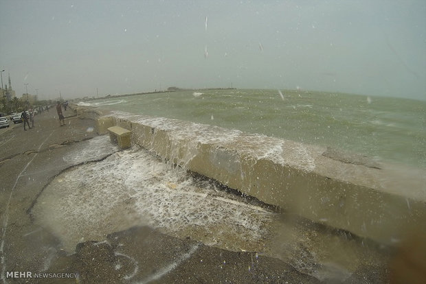 طوفان در خلیج فارس و دریای عمان