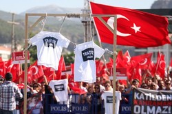 تركيا تسرح أكثر من 7300 موظف حكومي دفعة واحدة