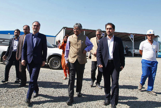 Indian amb. visits Astara-Astara railway route