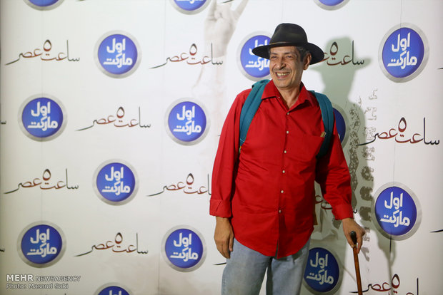 حضور نادر مشایخی، آهنگساز در مراسم اکران خصوصی فیلم سینمایی ساعت 5 عصر