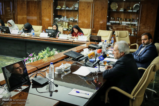 نشست خبری هوشنگ فلاحتیان معاون وزیر نیرو در امور برق و انرژی