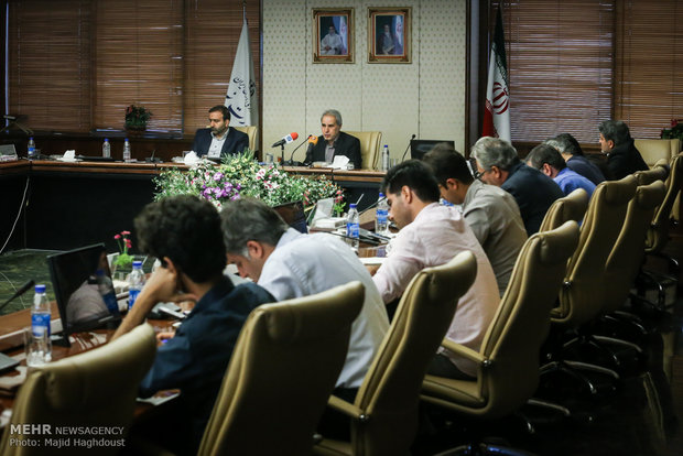 نشست خبری هوشنگ فلاحتیان معاون وزیر نیرو در امور برق و انرژی