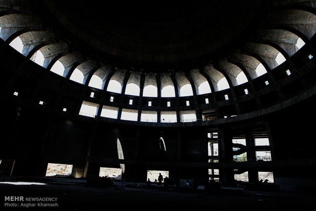 Tehran home of world's largest metal, concrete porch