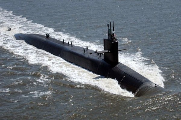 Navy to be delivered Fateh submarine - Tehran Times