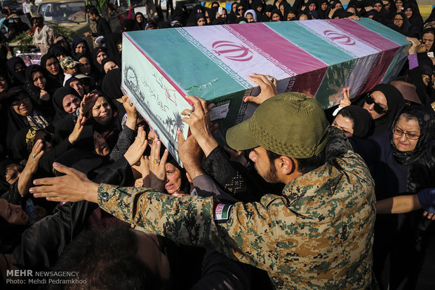 مراسم تشییع و تدفین دو شهید گمنام در اهواز