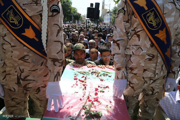 تشییع شهید حمید مرادلو در زنجان