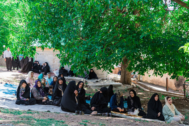 مراسم "عاشورای قدیم" روستای مهران طالقان  