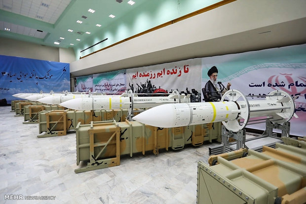İran’ın ürettiği “Seyyad-3” füzesinden kareler