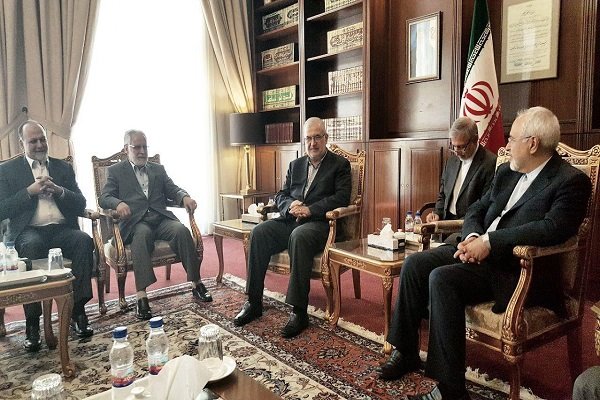 Lebanese parliamentary delegation meets with Zarif