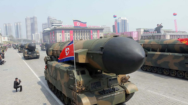 جنرال أمريكي يهدد باستخدام قوة سريعة ومدمرة لسحق كوريا الشمالية