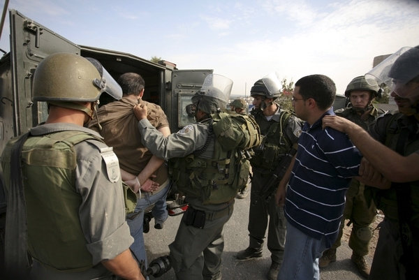 درگیری نظامیان رژیم صهیونیستی با جوانان فلسطینی در بیت لحم