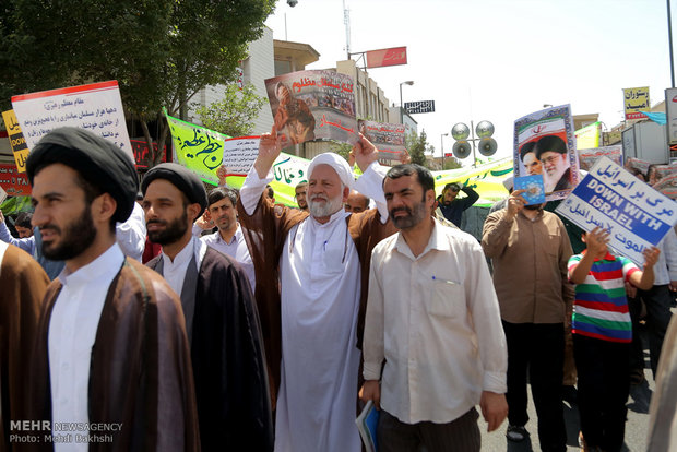 Iranians march in support of Myanmar, Palestine in Qom