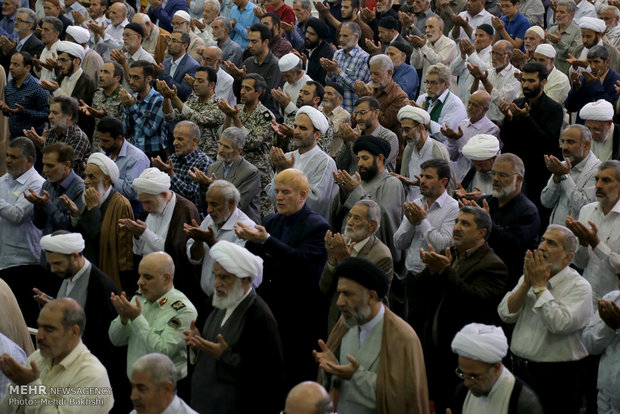 Iranians march in support of Myanmar, Palestine in Qom