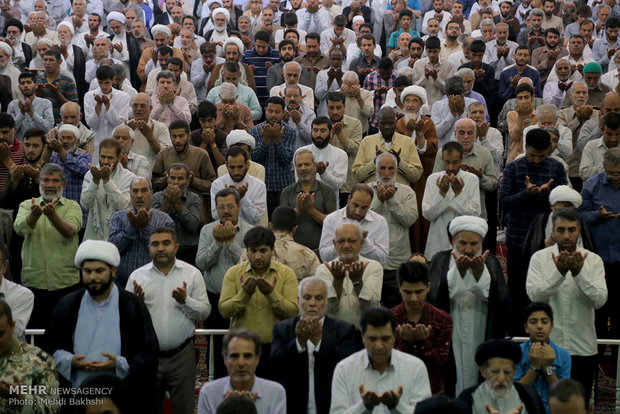 Iranians march in support of Myanmar, Palestine in Qom