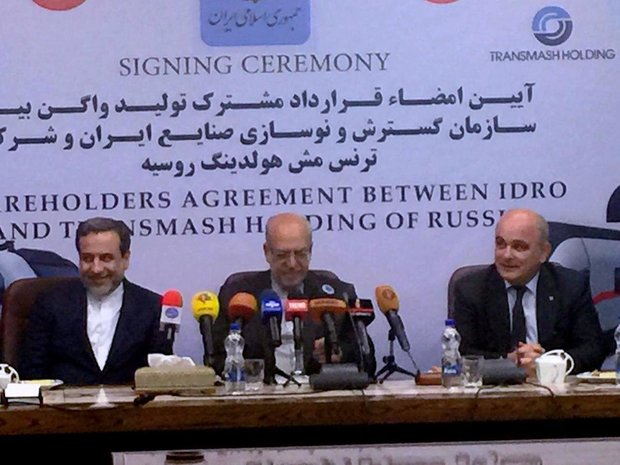 Iran, Russia sign contract on wagon manufacturing