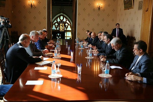 Iran, Russia, Iraq discuss developments in region