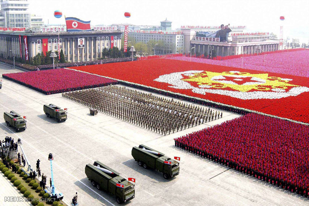 کره شمالی یک رژه نظامی بزرگ را برگزار کرده است