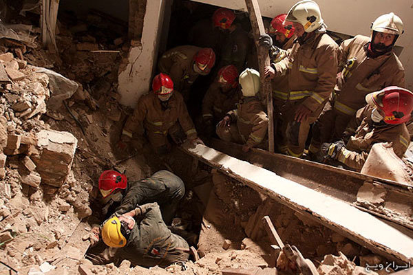 ۷ نفر توسط آتش‌نشانان همدانی نجات یافتند