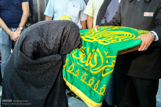 حضور کاروان زیر سایه خورشید در فرودگاه مهرآباد