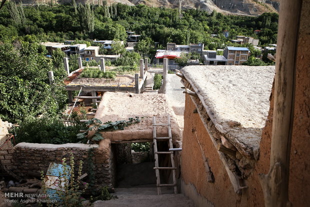  روستای رویین اسفراین؛ پایتخت نساجی سنتی ایران