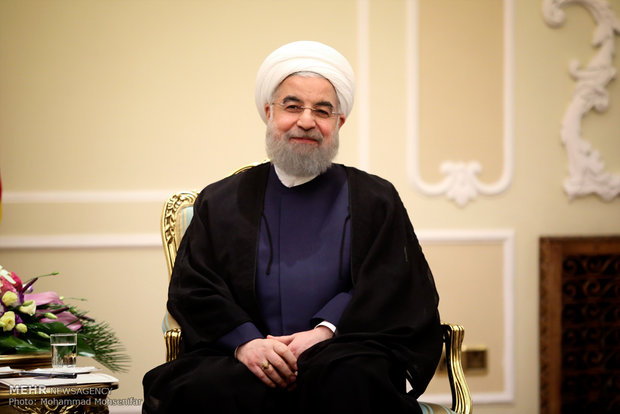الرئيس روحاني يؤكد على تطوير التعاون بين ايران والصين في شتى المجالات 