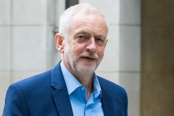 Jeremy Corbyn Trump'ı gerilimi artırmakla suçladı