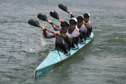 Female paddlers compete in Tehran