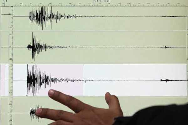 زلزله ۳.۸ ریشتری شیراز را لرزاند 