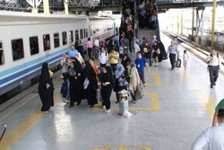 افزایش ۴ درصدی مسافرین قطار فارس/ ایستگاه شیراز تغییر نمی کند
