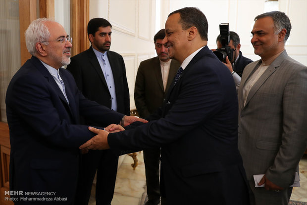 Zarif meets with UN envoy for Yemen