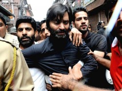 مقبوضہ کشمیر کے 4 کشمیری حریت رہنماوں پر مقدمہ درج