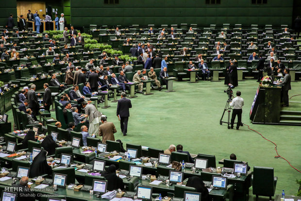 نبود مخالف برای سلطانی فر نشان از مدیریت قابل قبول وی است