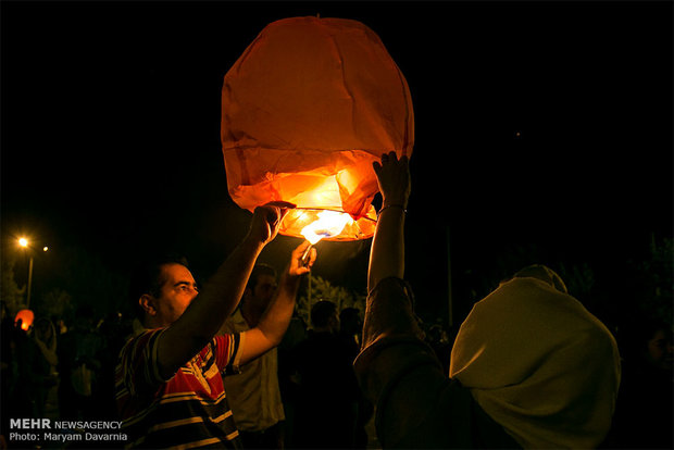 İran'da Suriyeli çocuklar için "Balon Festivali"