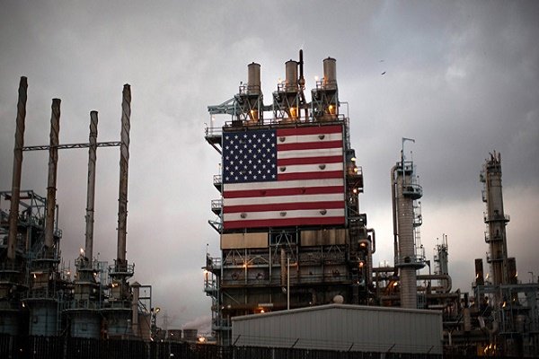 آمریکا دوباره واردکننده خالص نفت می شود/سقوط دوران طلایی