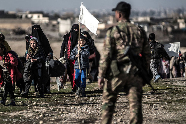 DEAŞ'ın oluşumu sonucu yerlerinden edilen Iraklı aileler