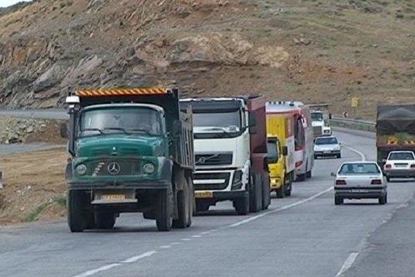 تردد مرگ در«ازنا- شازند»/جاده ترانزیتی درکمبود اعتبار جان می‌گیرد