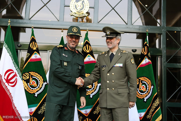 وزير الدفاع الإيراني الجديد يستهل عمله مباشرتا بعد منح الثقة
