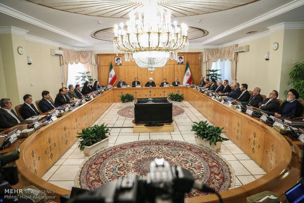 1st cabinet meeting in new term