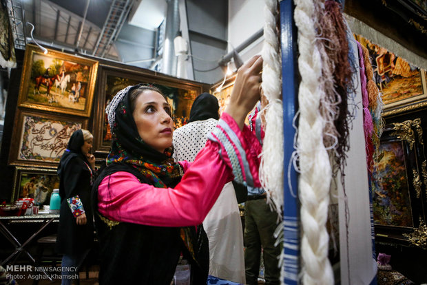 Natl. Crafts Exhibition opens in Tehran
