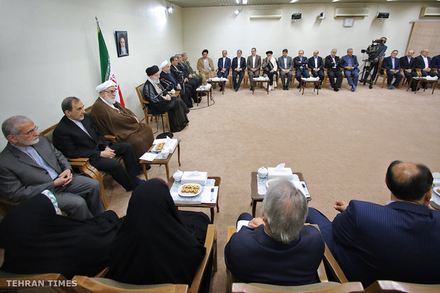 President and his cabinet meet's Ayatollah Khamenei