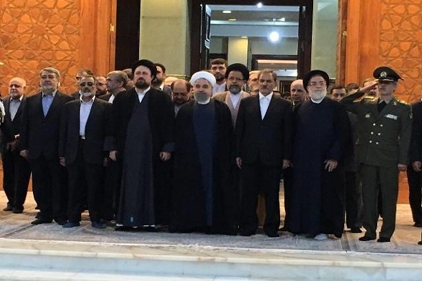 Pres. Rouhani, cabinet renew allegiance to Imam Khomeini