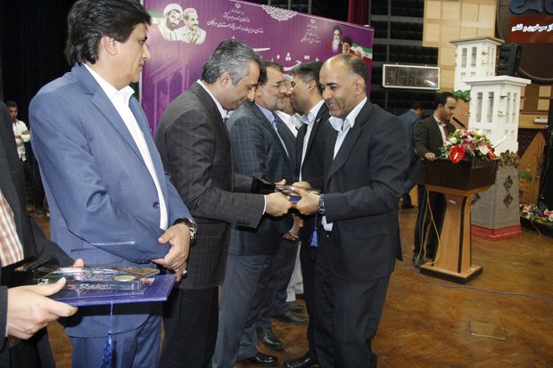 آبفا روستایی هرمزگان رتبه نخست جشنواره شهید رجایی کسب کرد